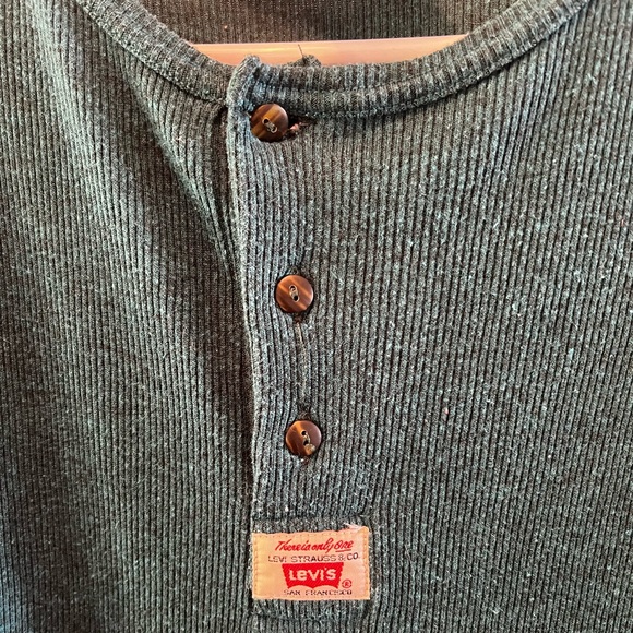 VINTAGE Levis Shirts For Jeans Mens Green quarter button t-shirt - Picture 3 of 11